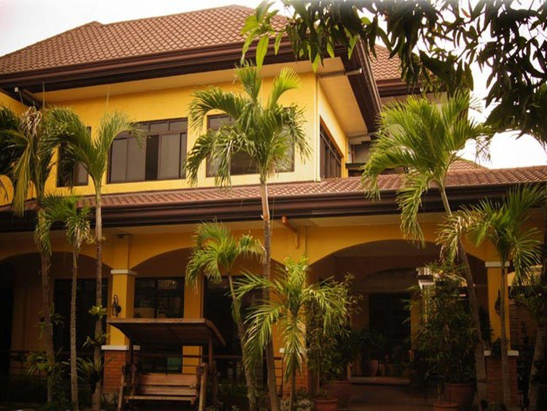 Casa Verde Boutique Hotel And Gardens Imus Eksteriør billede